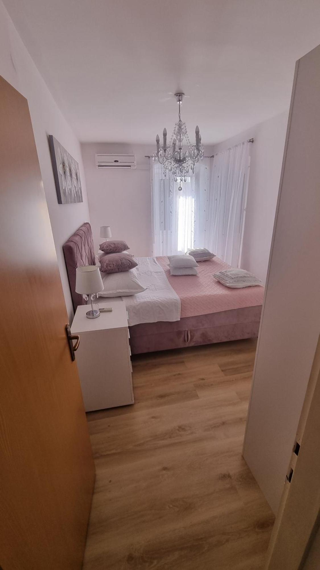 Apartment Vestibul Inn Сплит Экстерьер фото